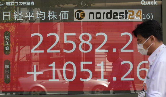 Borsa: Tokyo apre in lieve rialzo, 0,30%