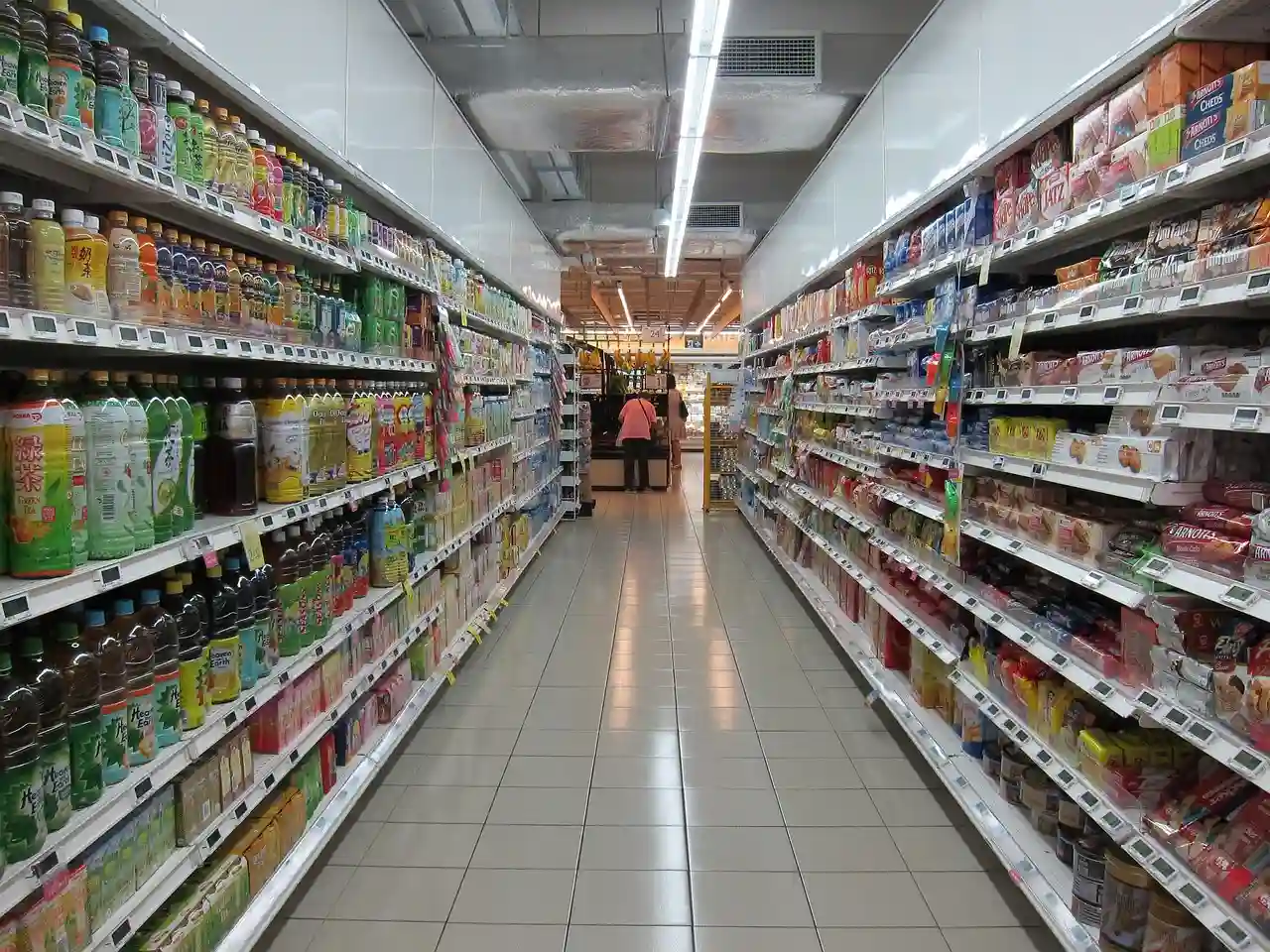 Supermercati e negozi aperti in Friuli il 25 aprile 2024