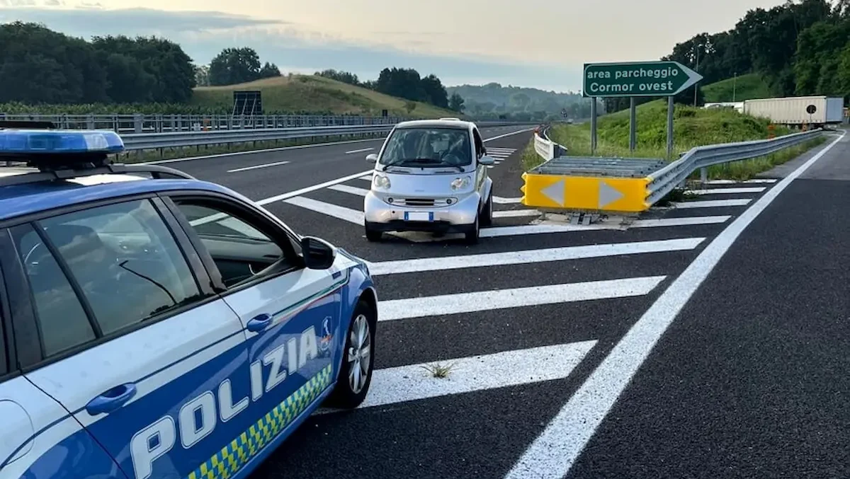 guida contromano sull'A23