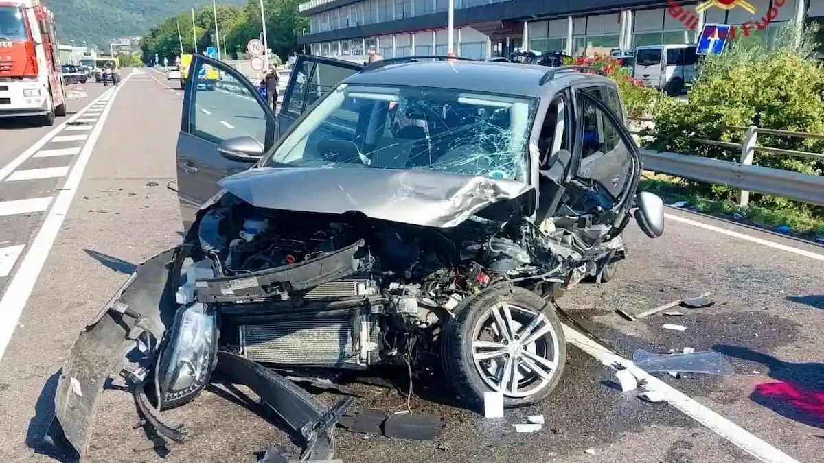 Incidente sulla SS47 via Europa  a Pove del Grappa