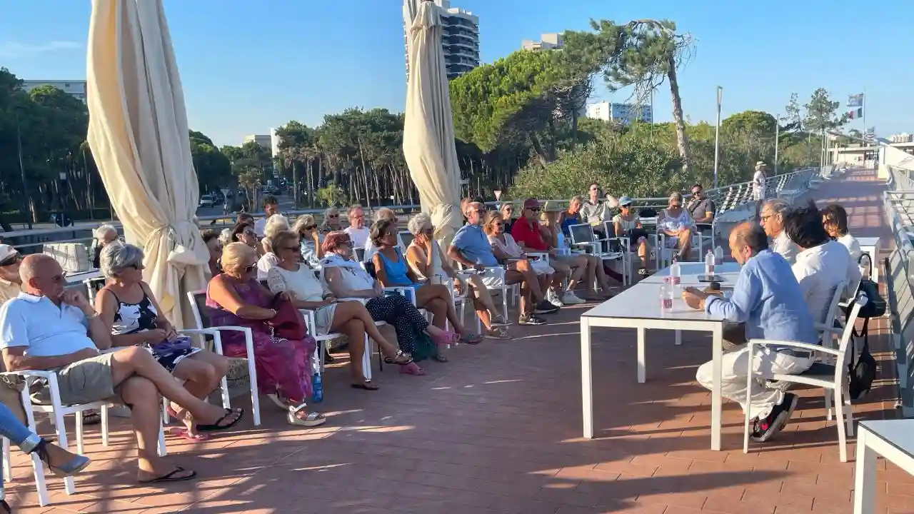 Primo incontro di "Economia sotto l'Ombrellone"