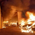 incendio devasta una carrozzeria