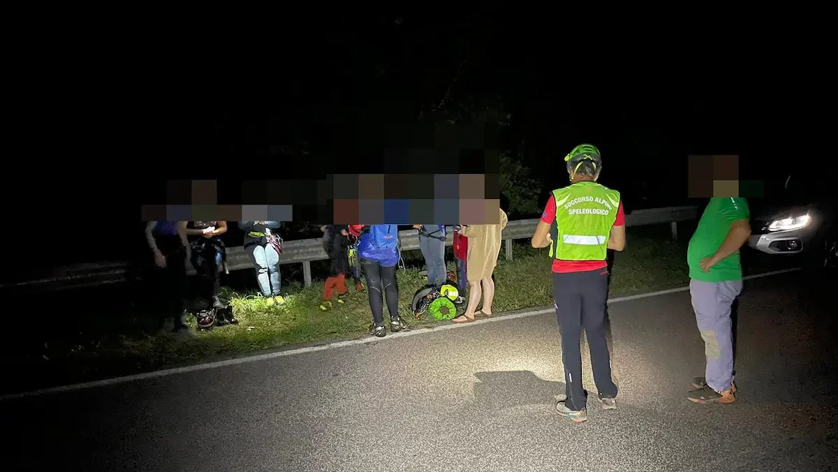 gruppo di forristi bloccati in forra