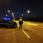 Fuggono dopo aver causato un'incidente
