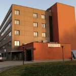 Calcio all'addome al medico del Pronto soccorso