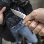 Accoltellato alla schiena