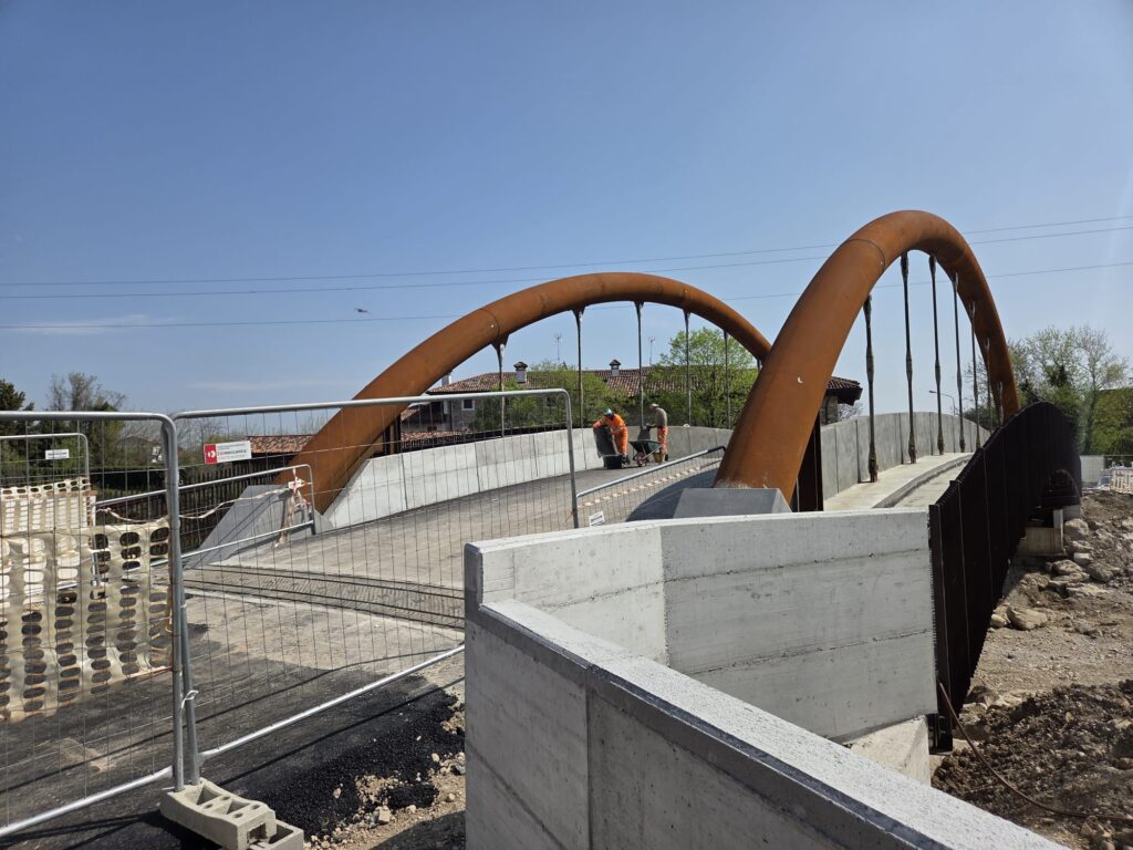 nuovo ponte di Basaldella